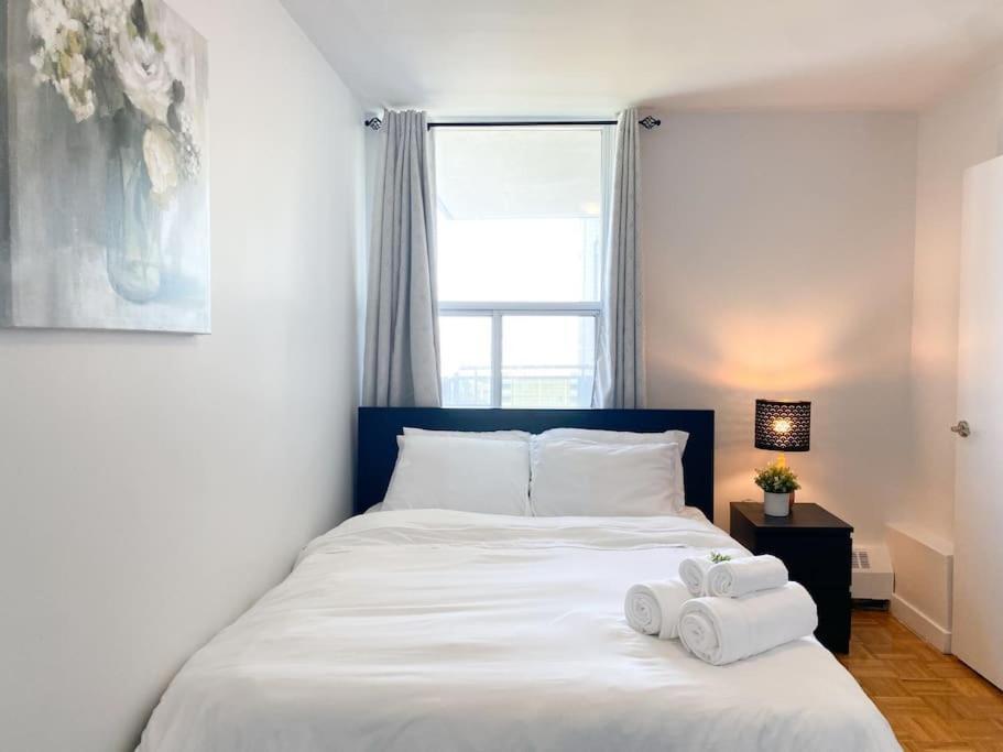 Stylish 1 Bedroom Apartment In Торонто Екстер'єр фото